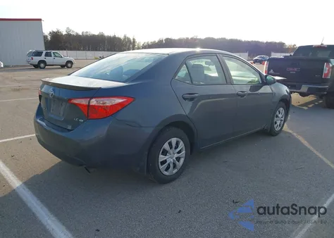 2018 Toyota Corolla Le Eco z USA, uszkodzony, nr VIN 2T1BPRHE6JC042477